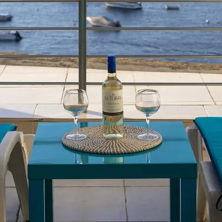 Velvet Sunset Penthouse アパート *