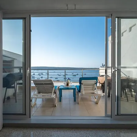 Velvet Sunset Penthouse *