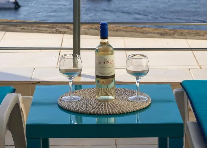 Velvet Sunset Penthouse Apartament *