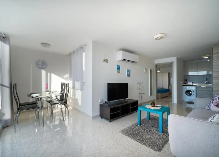 Velvet Sunset Penthouse Apartament *